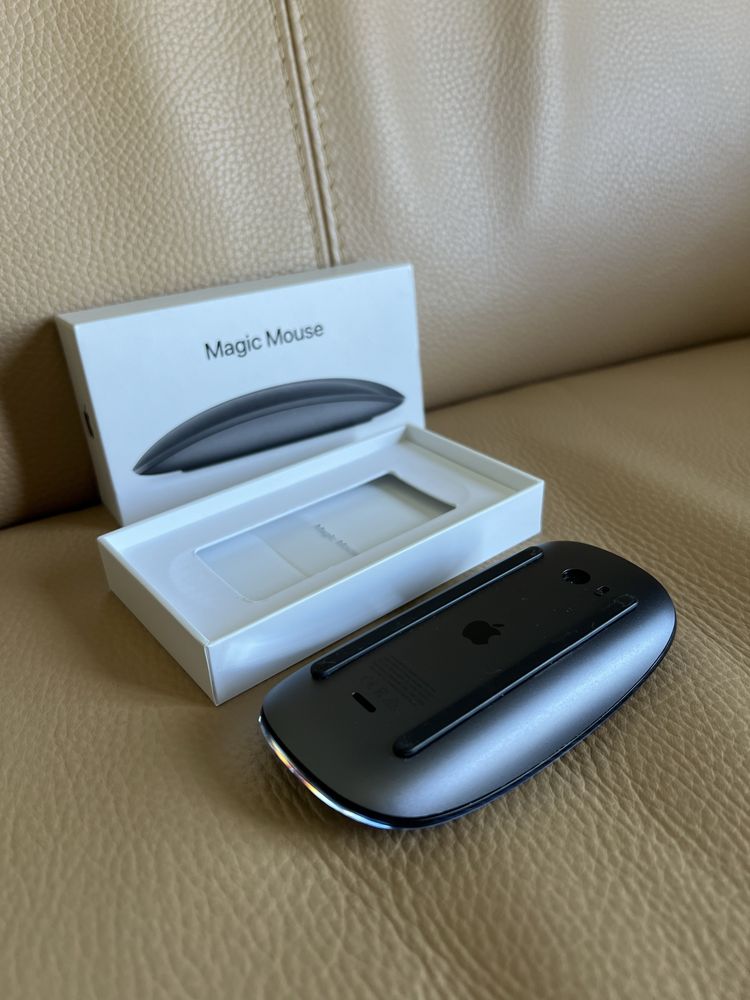Magic Mouse 2 Space Grey w BDB stanie
