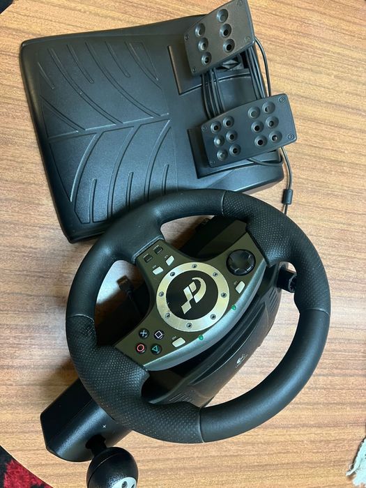 Volante logitech driving force pro