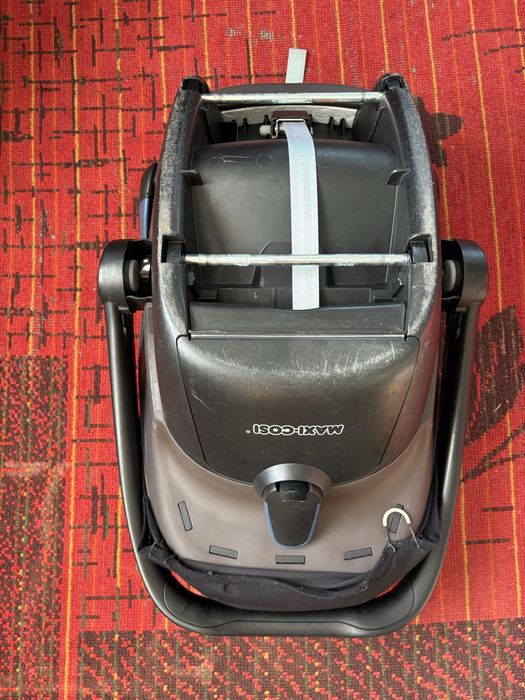 Автокрісло Maxi-Cosi Pebble Plus i-Size