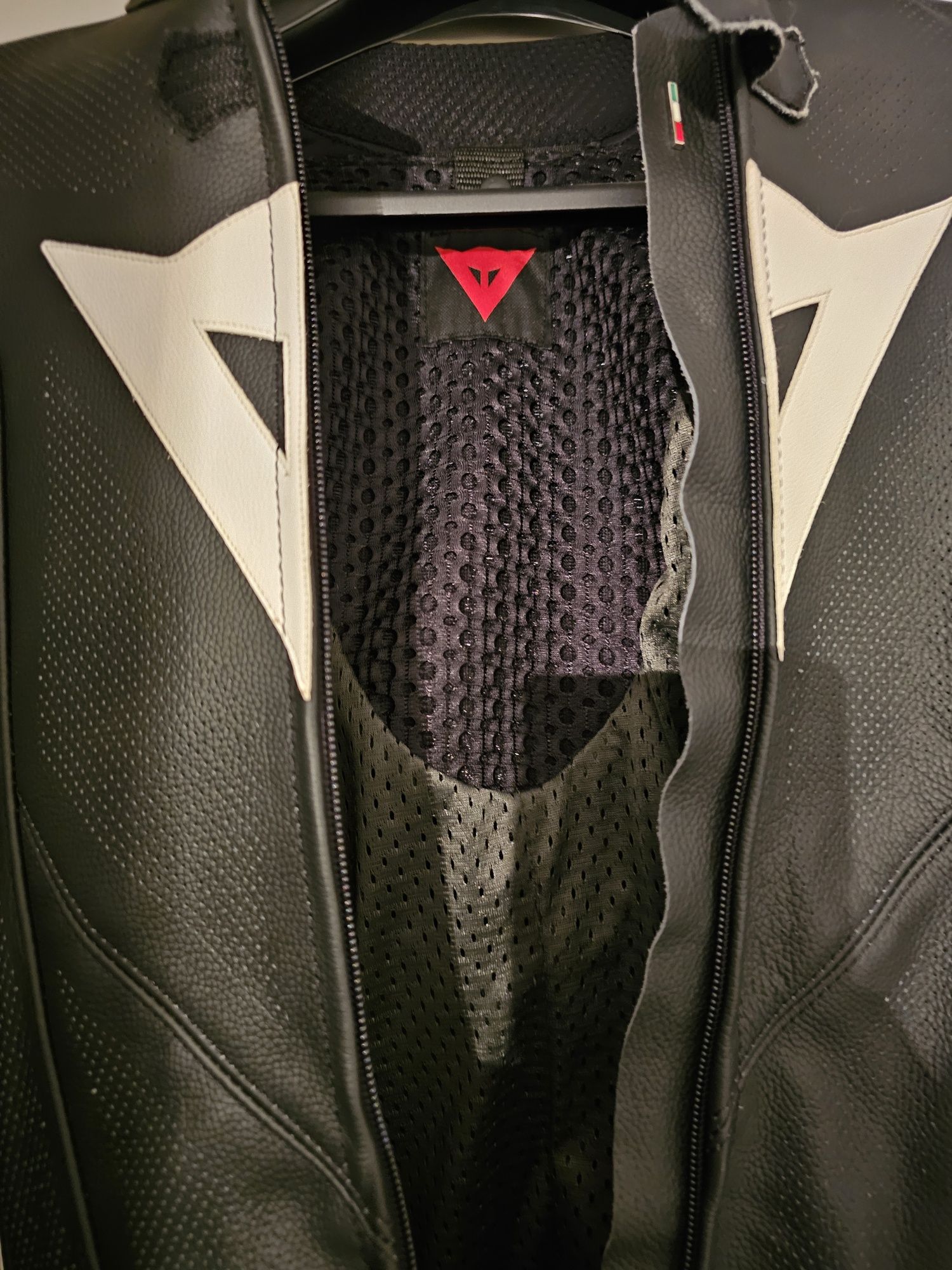 Kombinezon motocyklowy damski DAINESE LAGUNA SECA 4 1PC PERF r.38