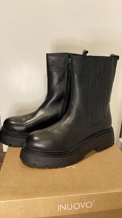 Inuovo Skórzane Czarne Buty r.40 Botki Platforma Nowe
