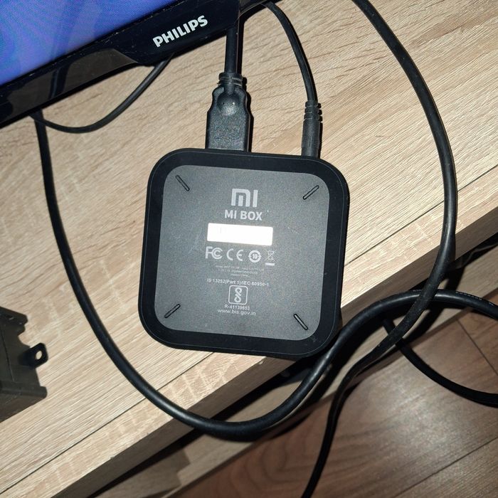 Sprzedam Telewizor Philips 43 cale +mi box smart tv