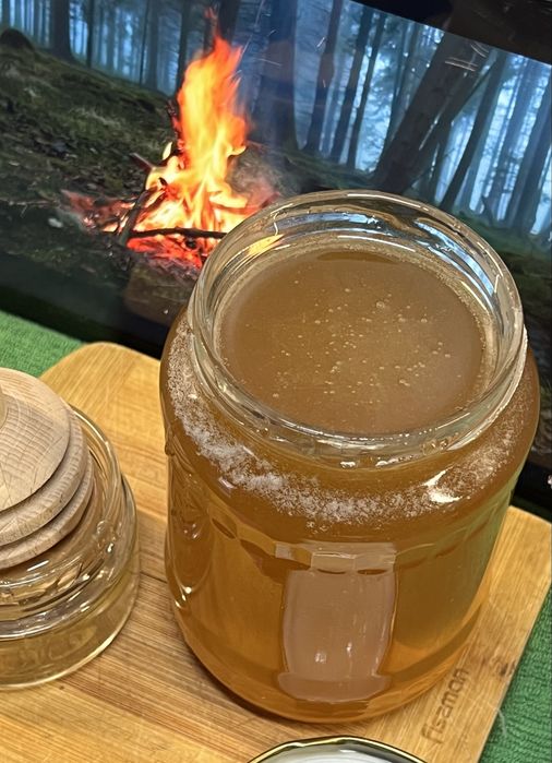 Справжній Українский Чистий Мед із Власного Вулика, Без Хімії та ГМО!