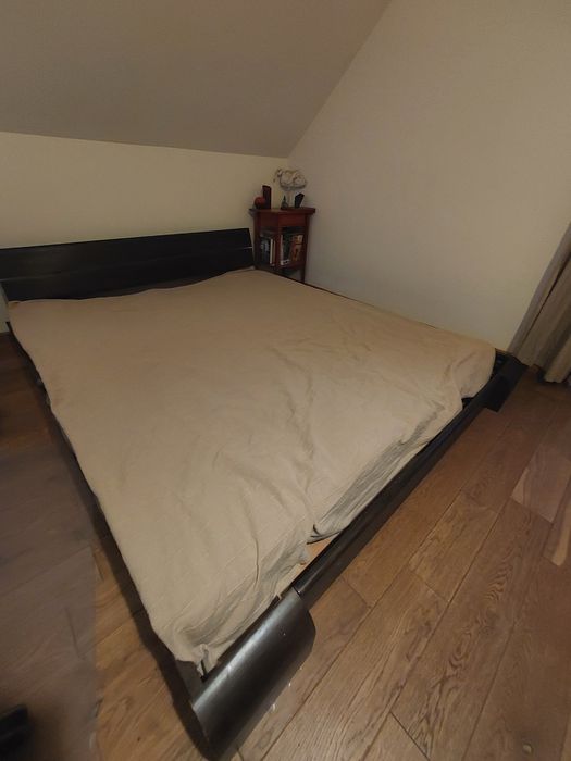 Łóżko drewniane dębowe niskie