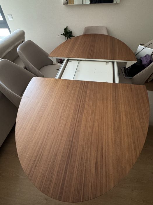 Mesa de Jantar Nogueira S/ Cadeiras