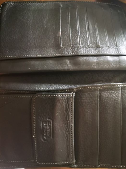 Carteiras de homem em pele