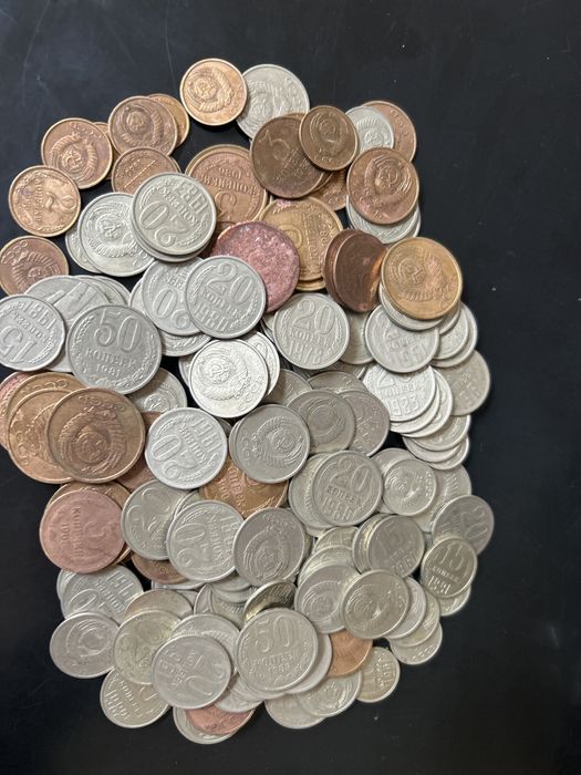 Монети різні обім або продаж