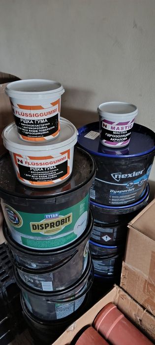 Шиповидна мембрана,ізоліт,гідроізоляція під плитку,труба каналізаційна