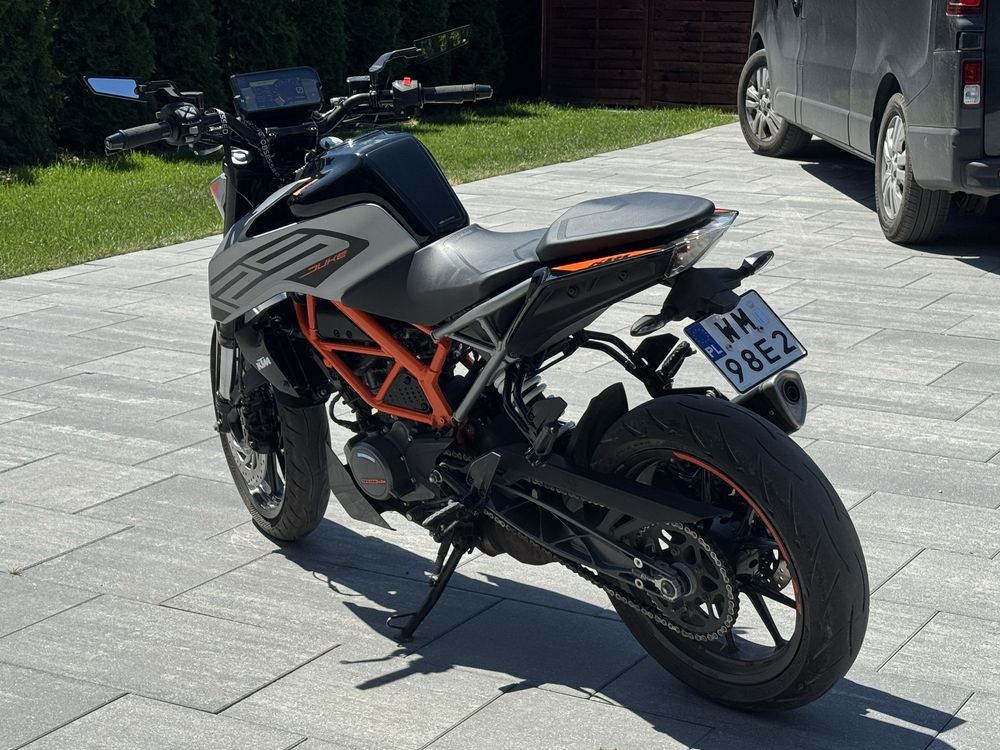 KTM Duke 125 rok 2021