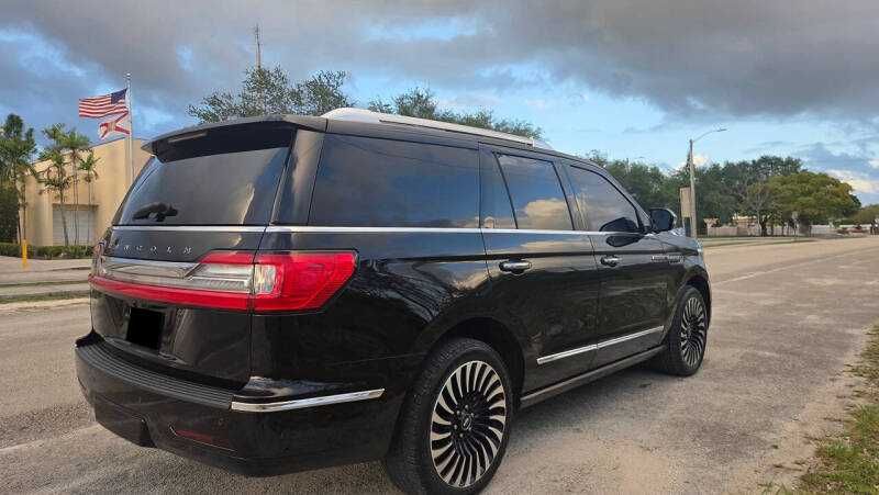 2018 Lincoln Navigator Black Label