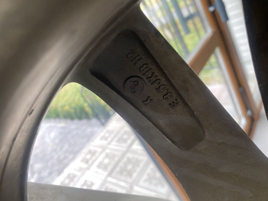 Диски BMW R18 5x120 з BMW X5 F15