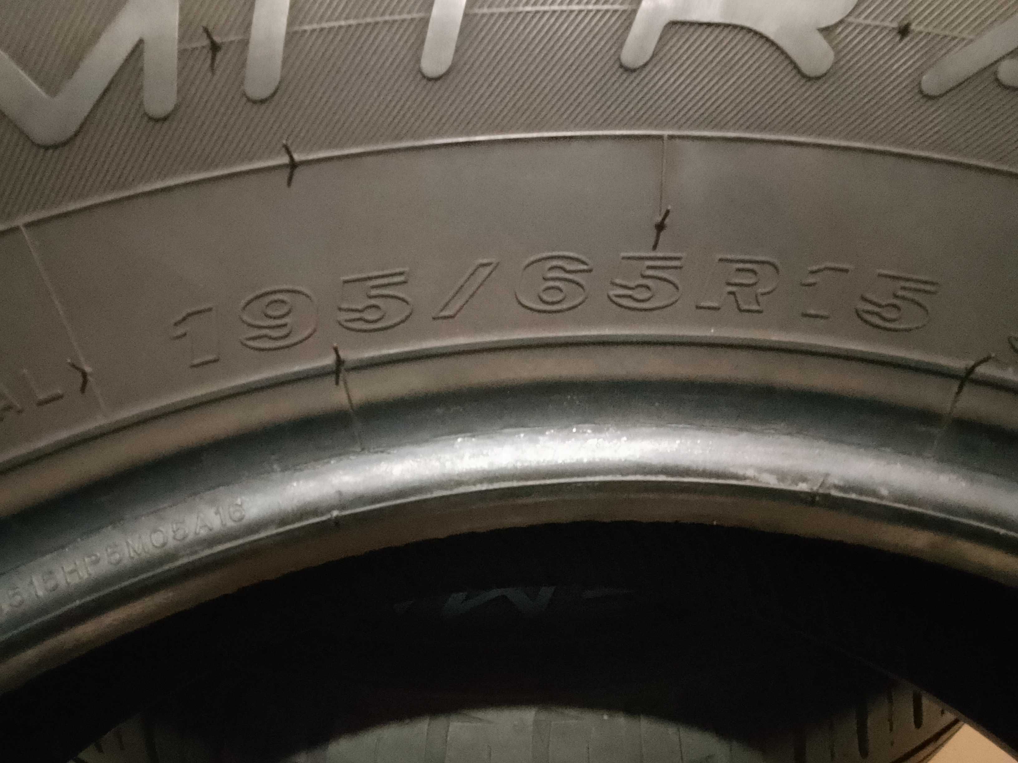 Пара шин 195/65R15 MAXXIS Primitrass