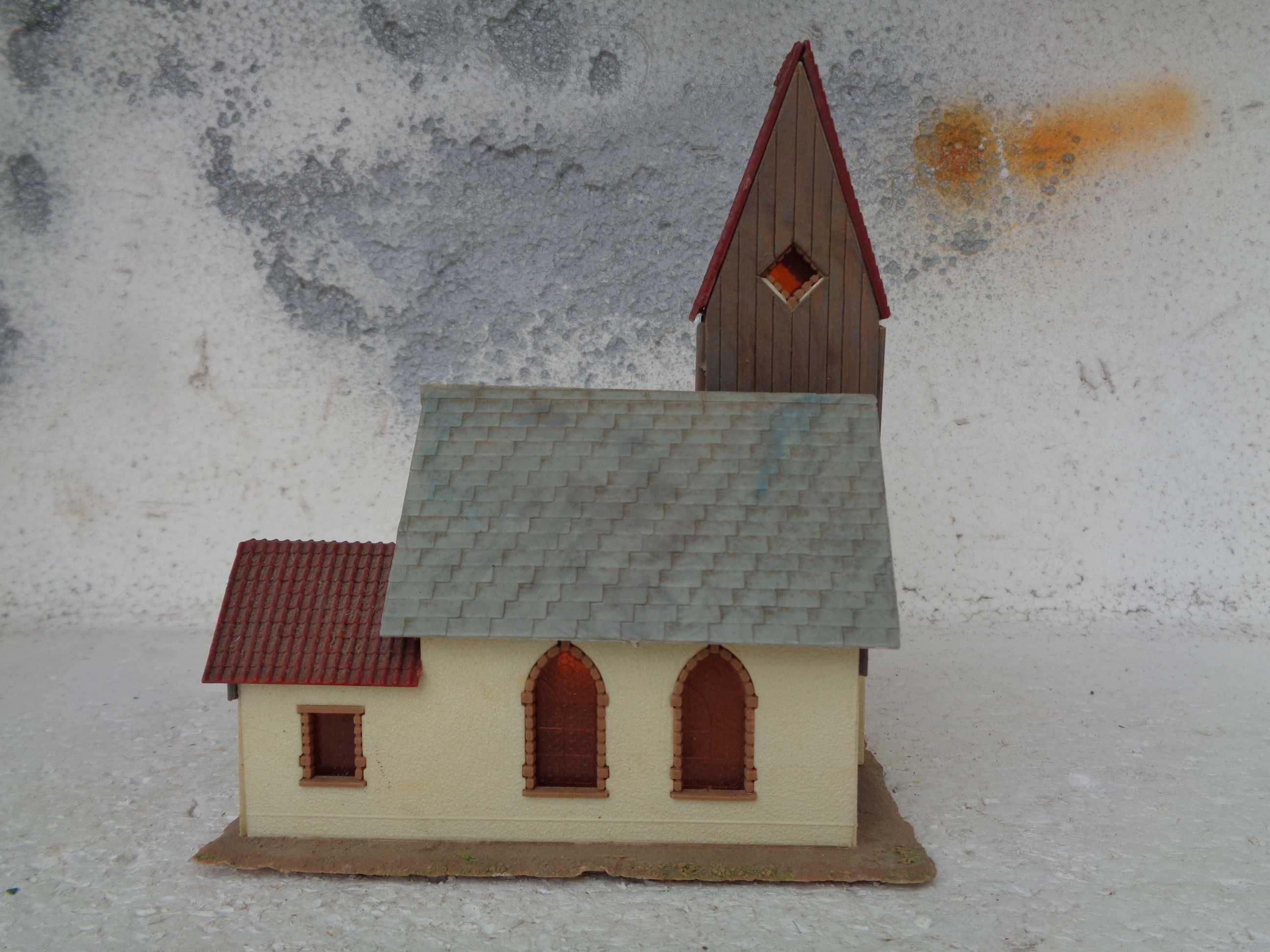 1:87 Faller pequena igreja para pista comboio