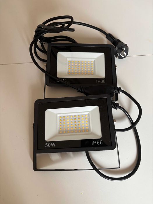 Lampa robocza LED 2×50 W na statywie BERGE 160 cm