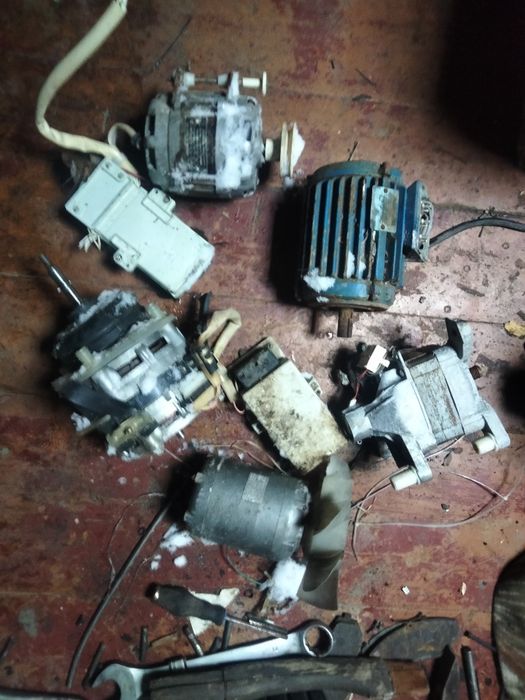 Электродвигатели разные