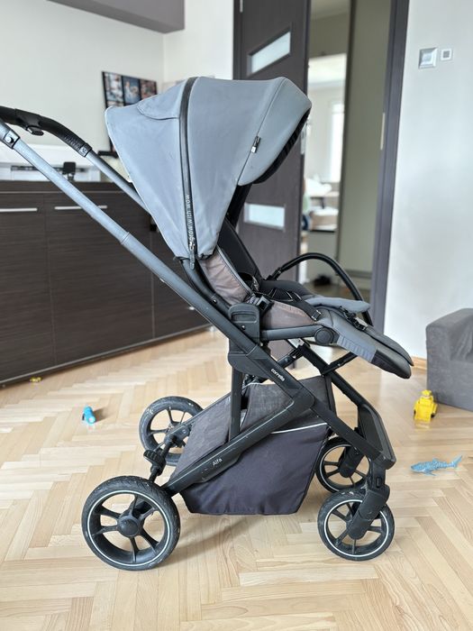 Wózek spacerówka carrello alfa