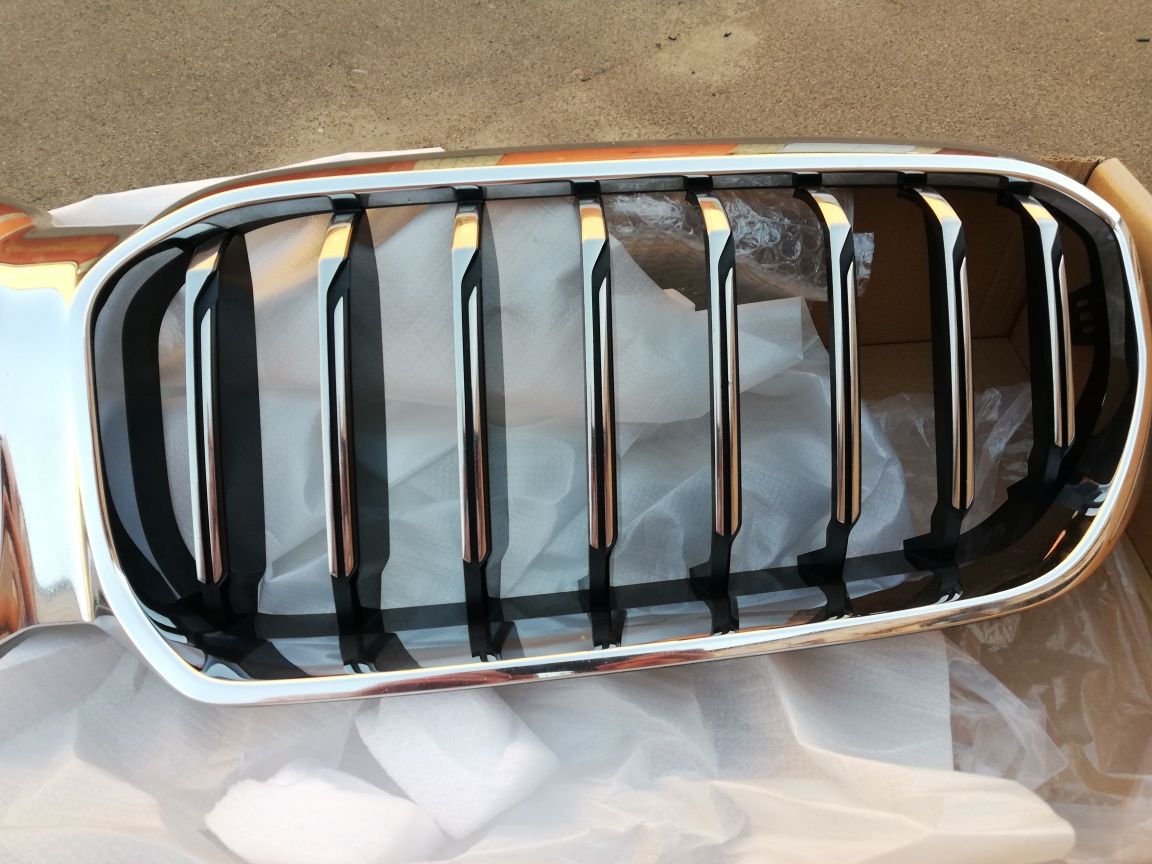 Решітка радіатора BMW 5 G30 G31 LCI, оригінал, хром