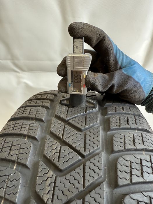 245/40/18 Pirelli Sottozero 3 Winter 97V 2017R (18)