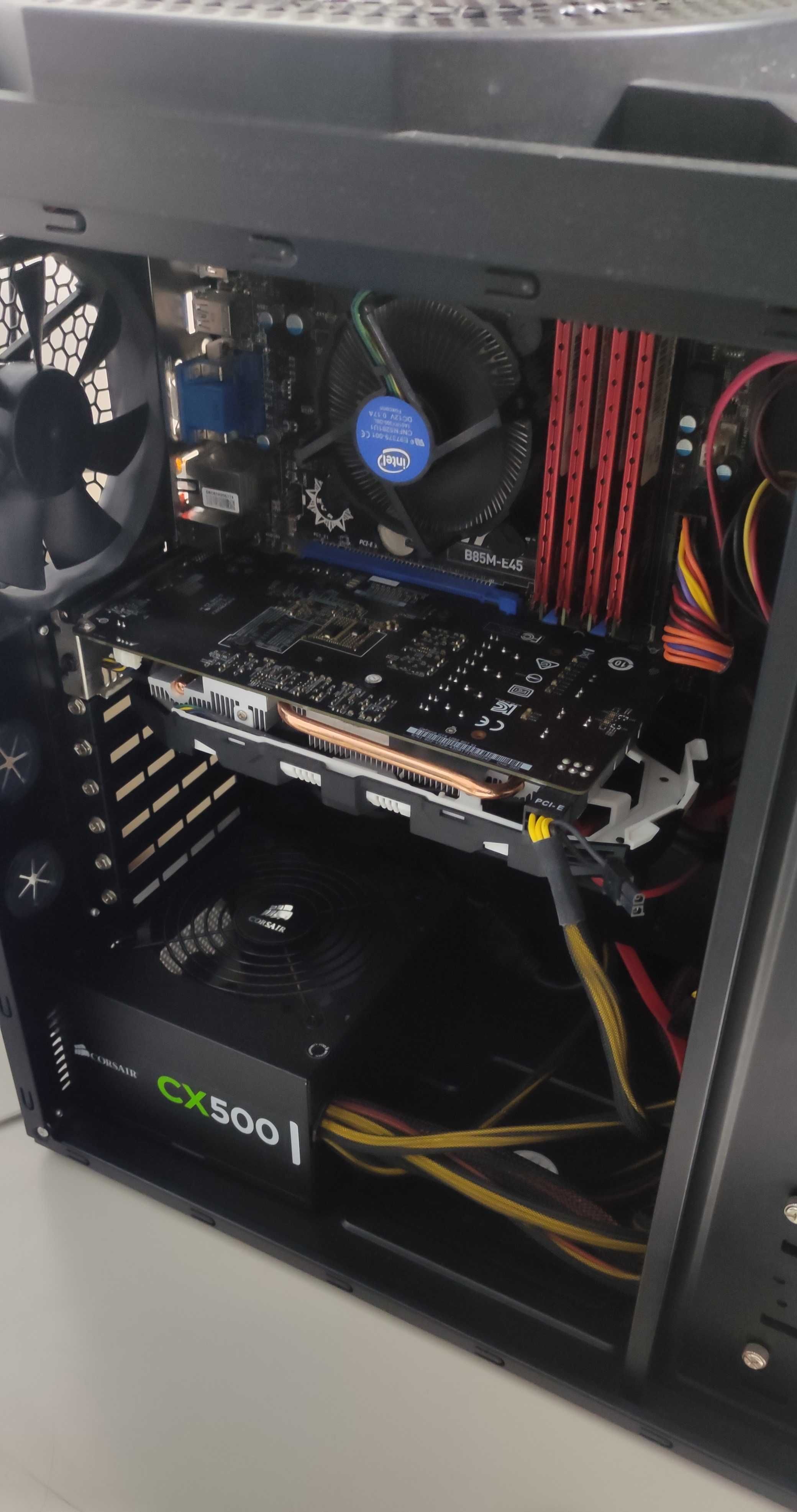 Computador com monitor