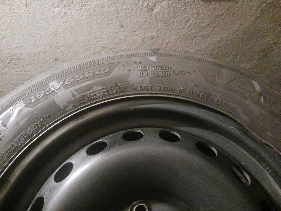 Opony z felgami stalowymi 15"