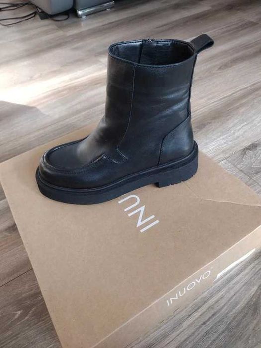 Botki skórzane Inuovo