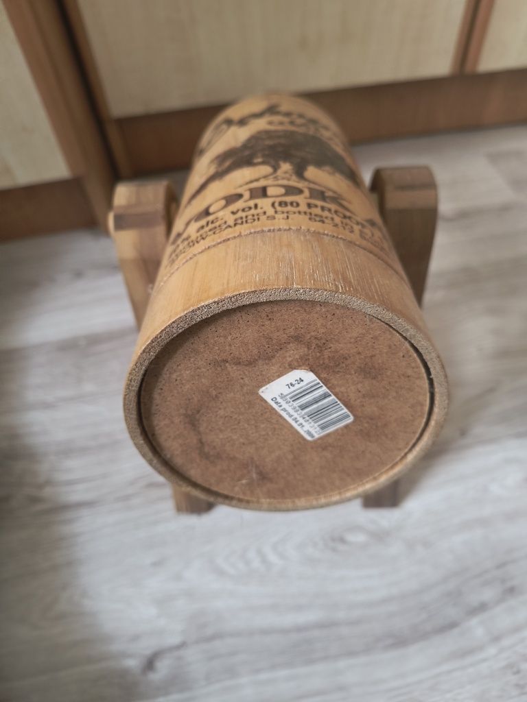 Huśtawka stojak z butelką na alkohol, pojemność 1 litr