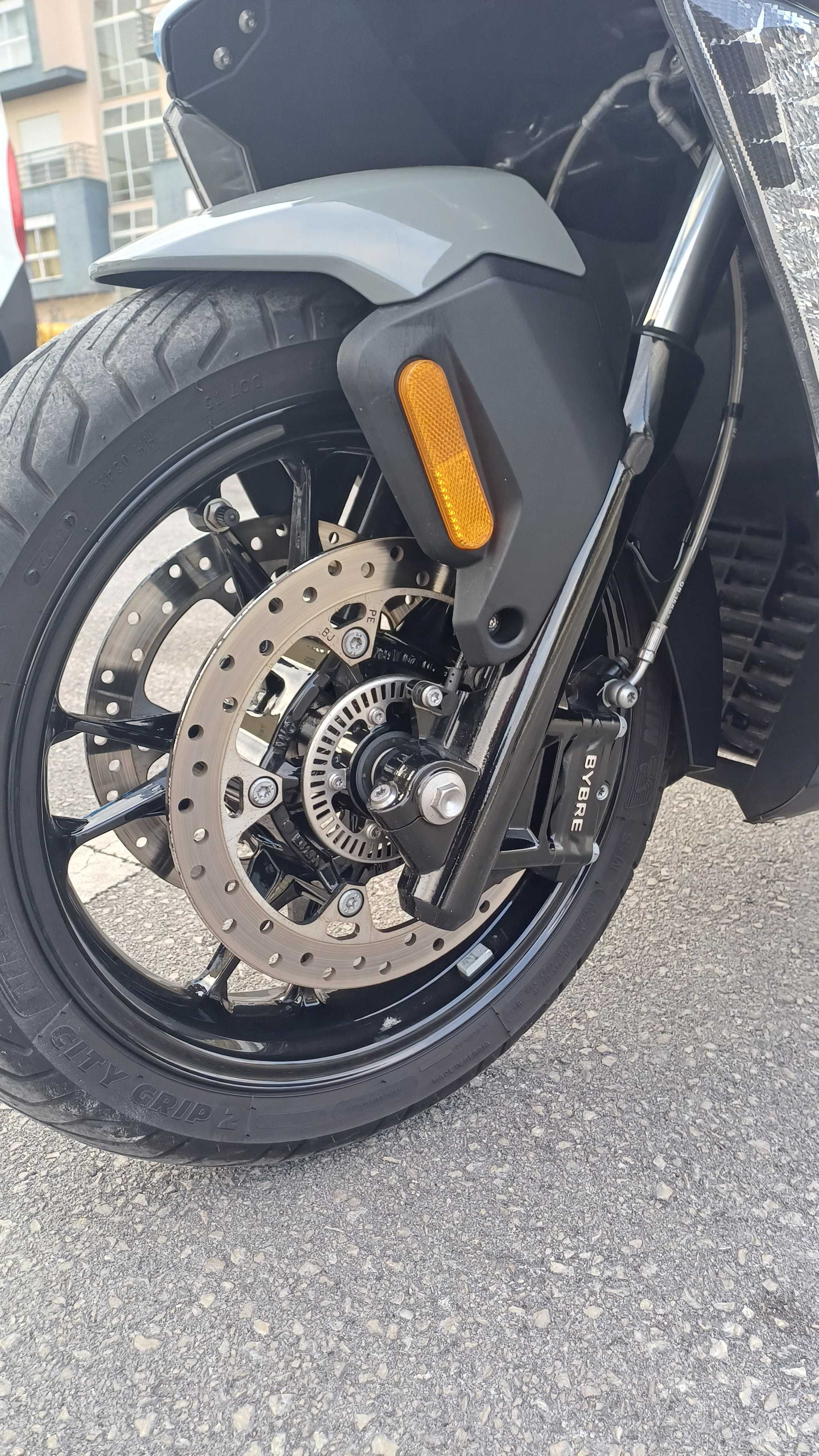 Scooter BMW C400 GT