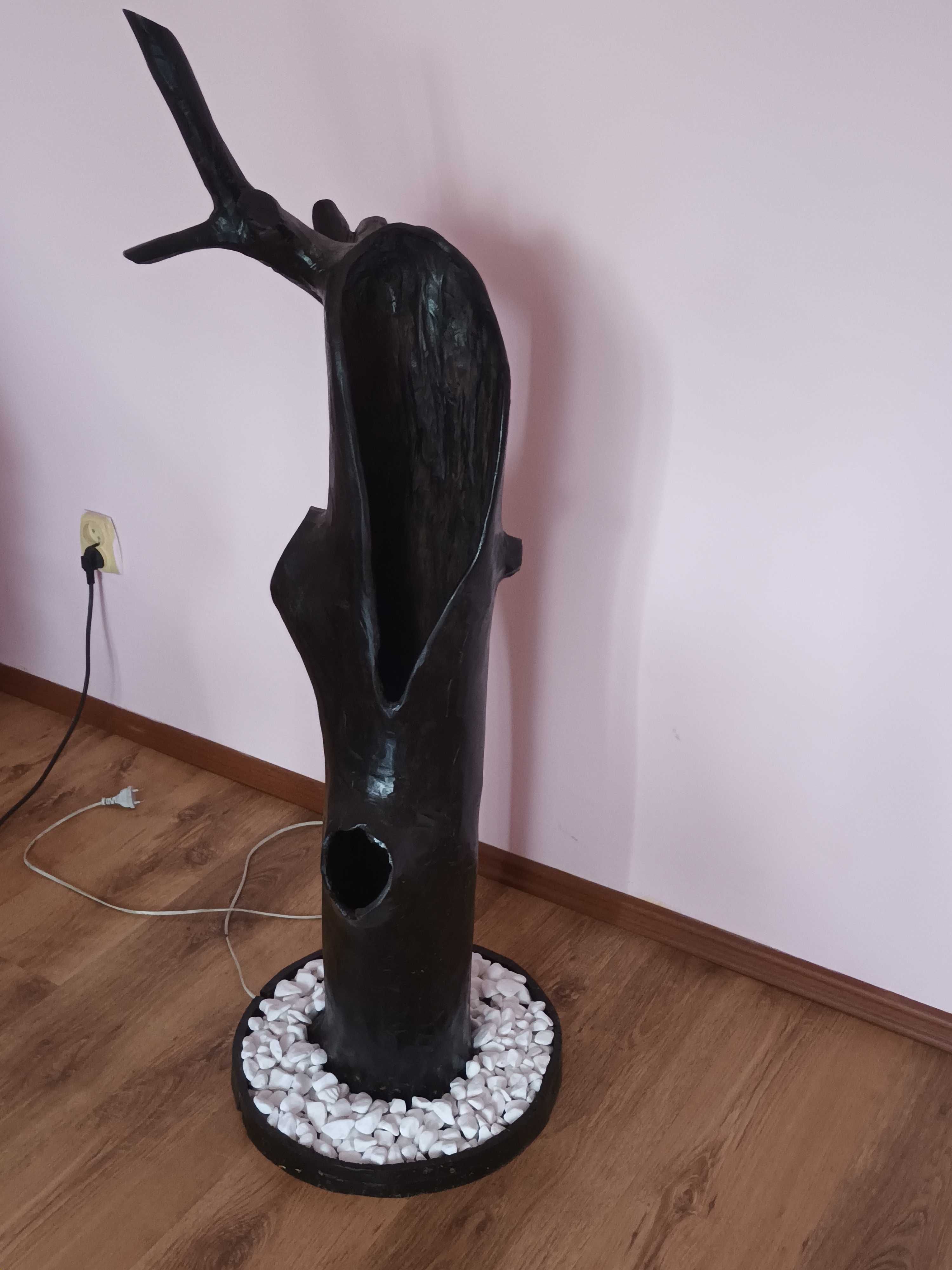 Lampa/rzeźba z pnia kasztanowca