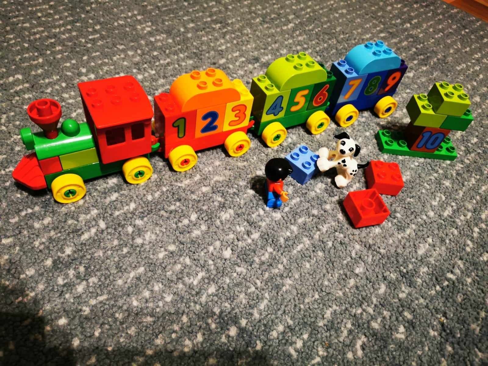 Zestaw Lego Duplo numer 10558 pociąg literki