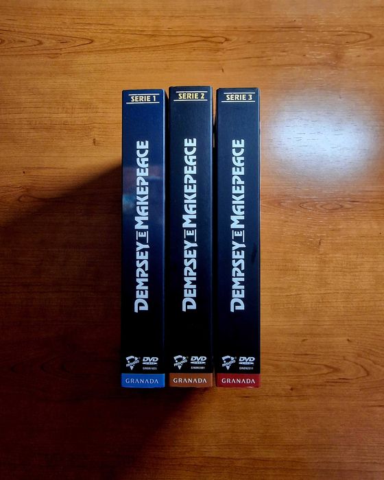 DEMPSEY E MAKEPEACE (Série Completa) - 30 Episódios/9dvds