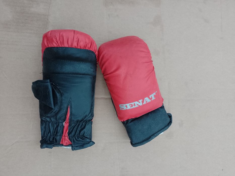 Пенал для пензликів художній