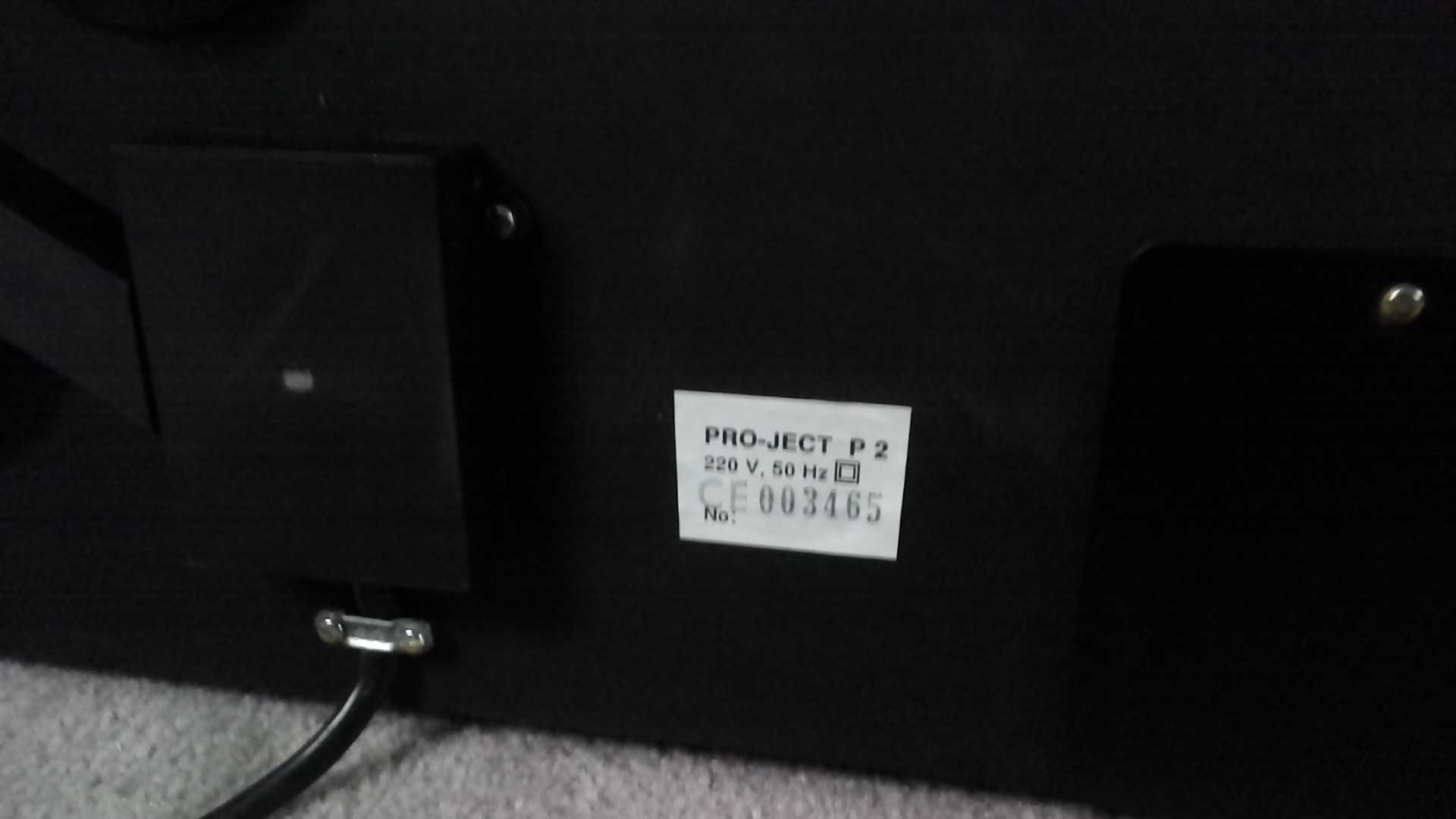 Gramofon Pro-Ject P2