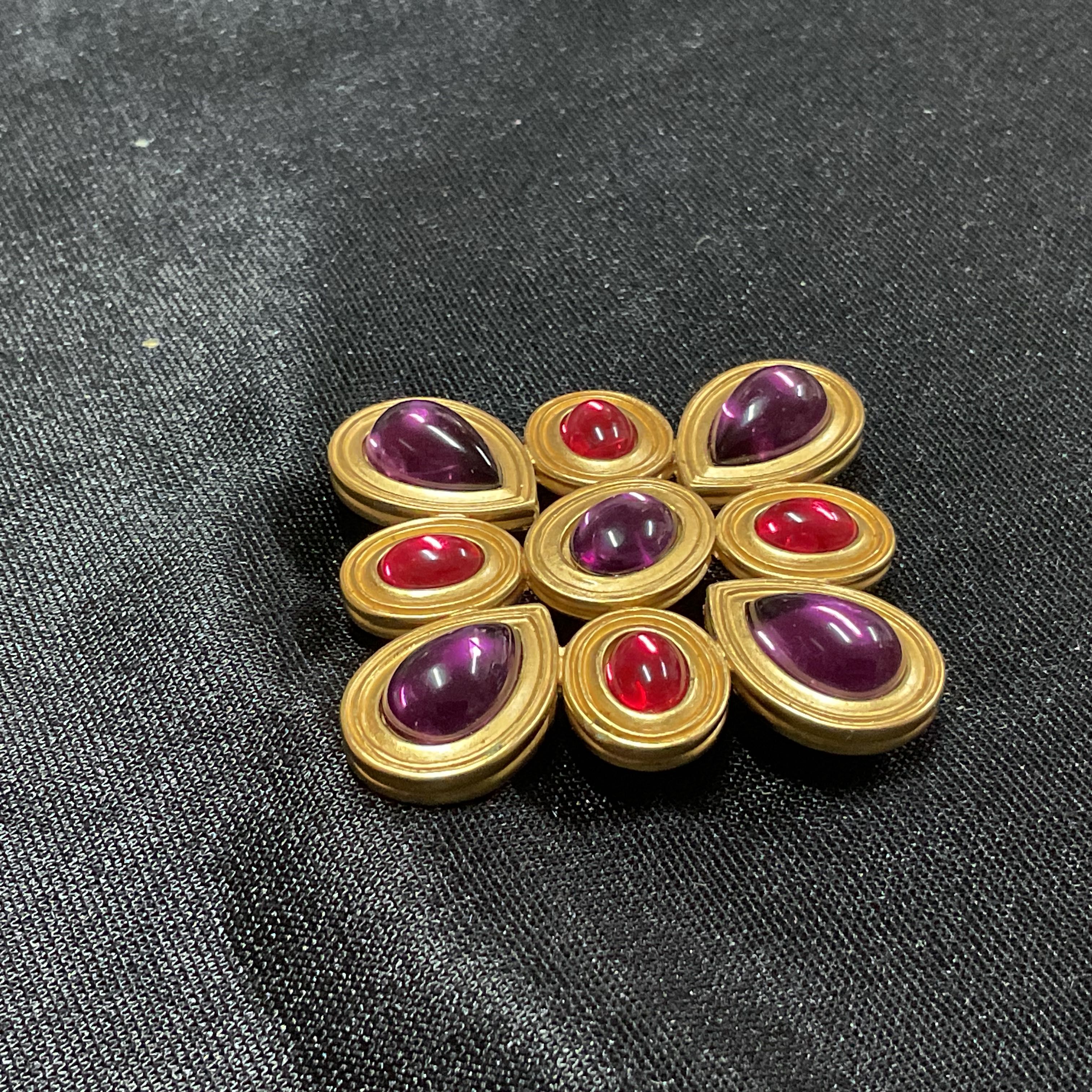Broche biju peça vintage 6 cm