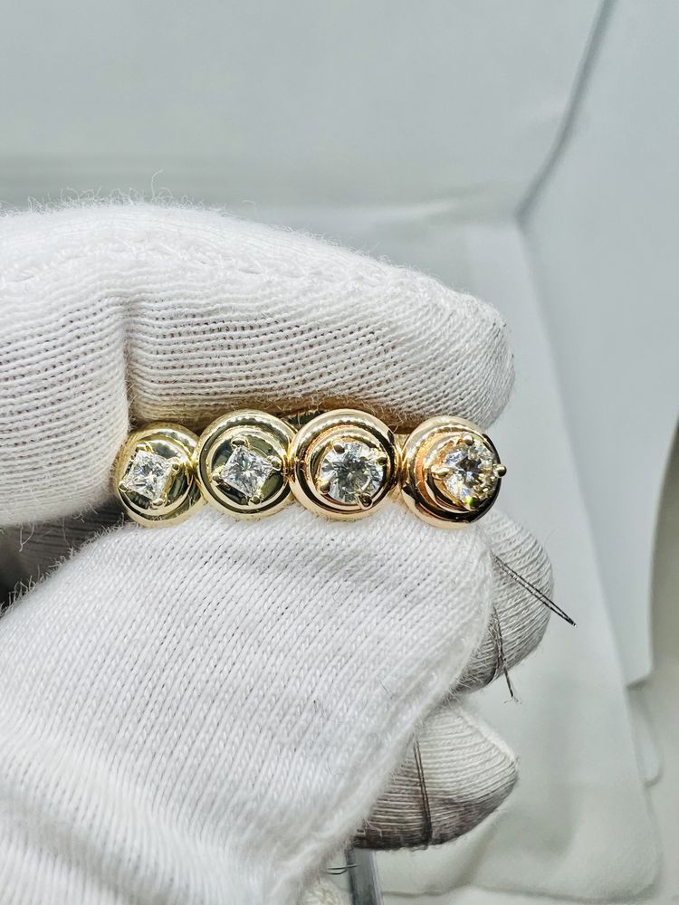 Золотые серёжки Пусеты с натуральными бриллиантами 0.25 и 0.14 карат