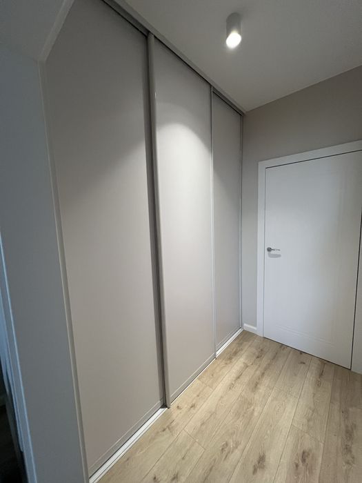 3 sztuki drzwi przeuwnych w kolorze biały stan idealny