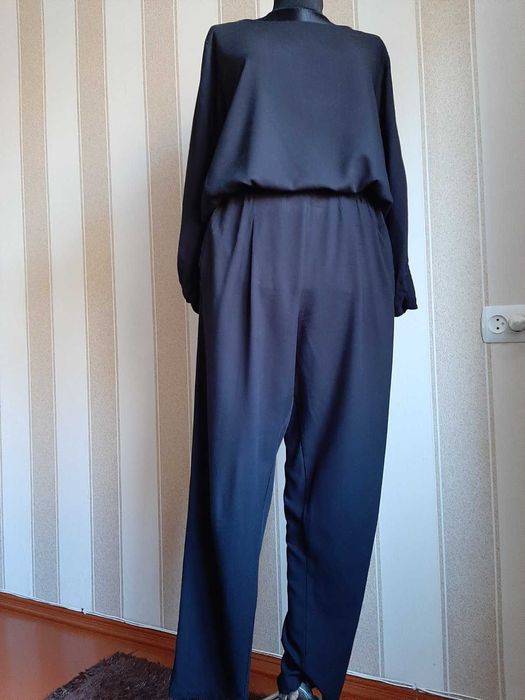 Комбинезон женский.