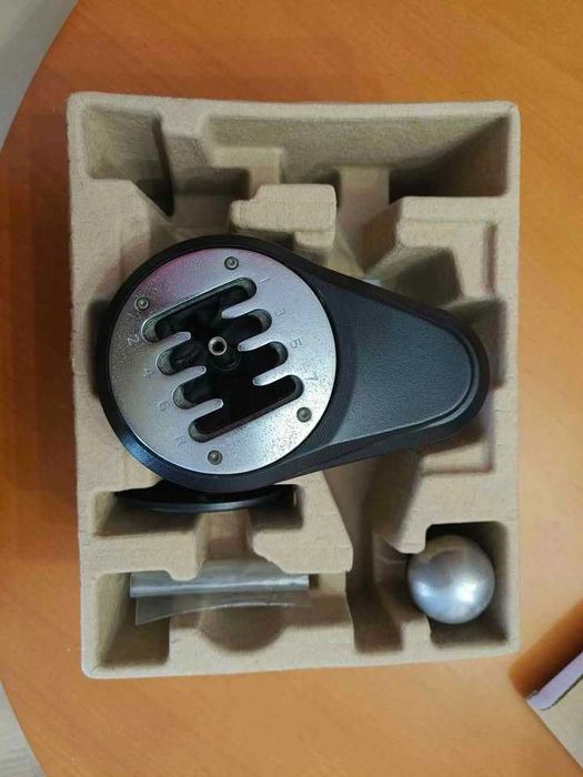 Thrustmaster TX Leather Edition + Next Level Racing