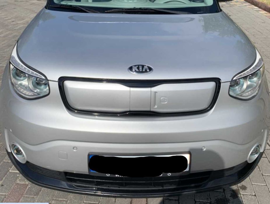 Капот крило фара бампер порт (комплект) Kia Soul EV 3D киа сол соул