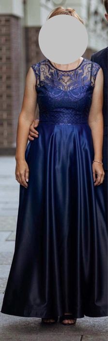 Платье вечернее