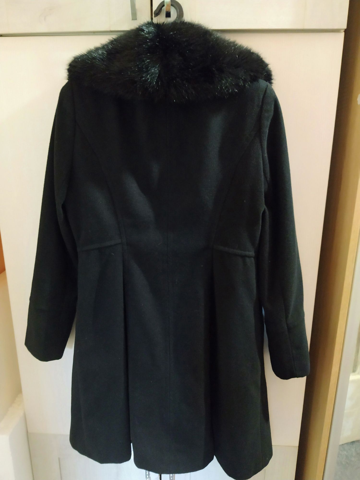 Жіноче пальто осінь/весна 40 розмір
