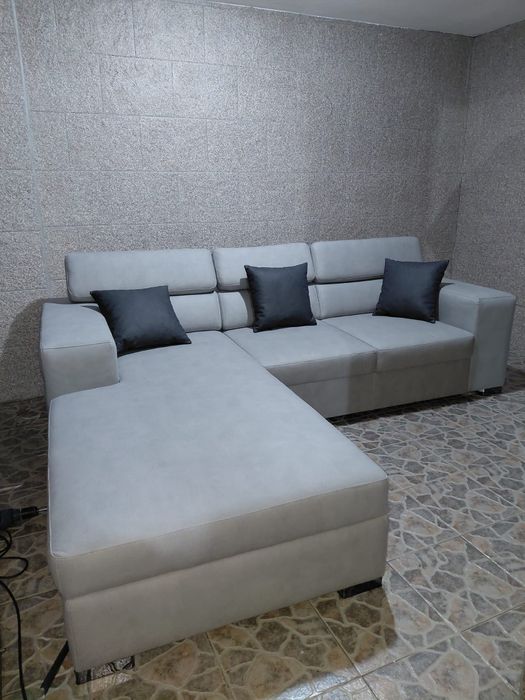 Sofá de 2 lugares + chaise elevatória