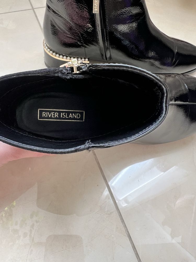 Черевики River Island