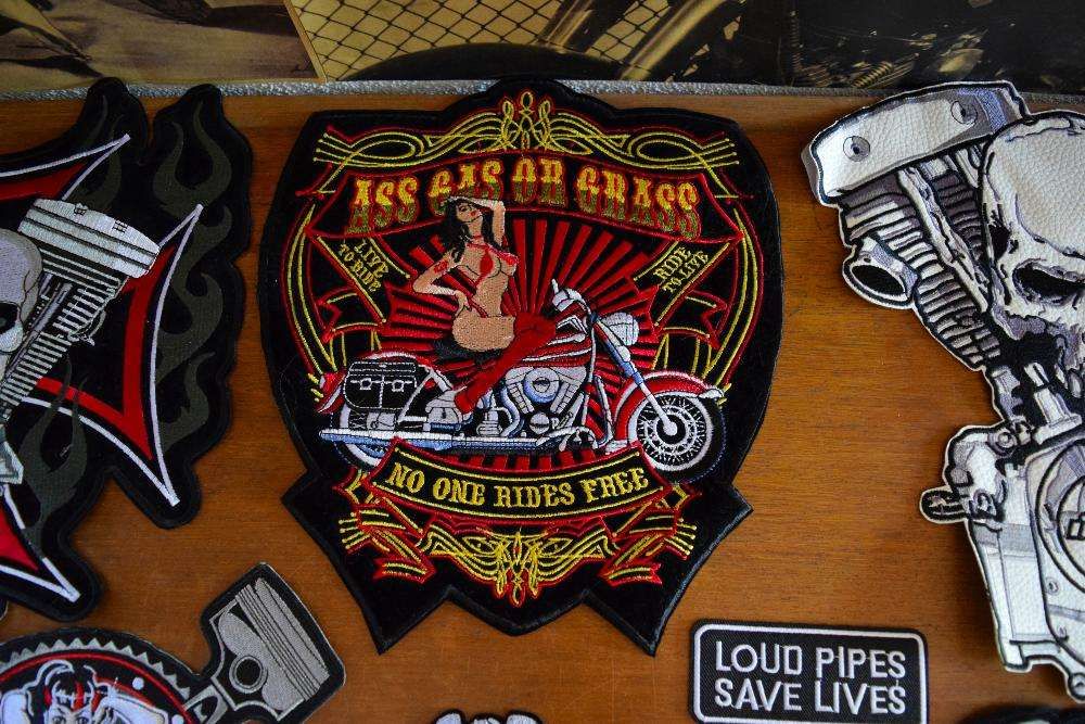 Emblemas ou bordados Motard skull cruz de malta chopper bobber pista