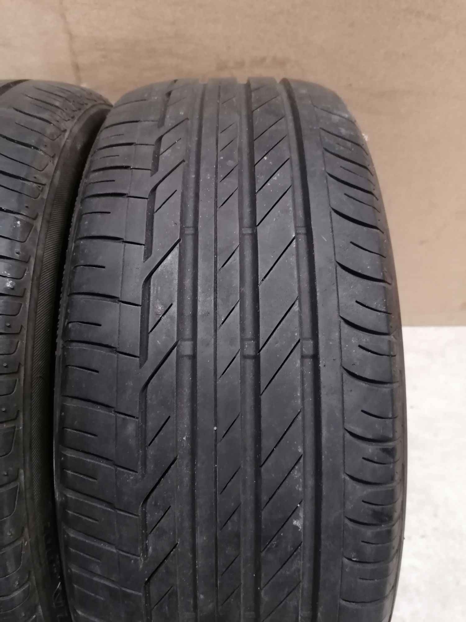 2x225/45 R19 Bridgestone Turanza T001 letnie