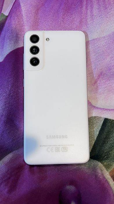Продам Самсунг s21 fe 5g, 8 256