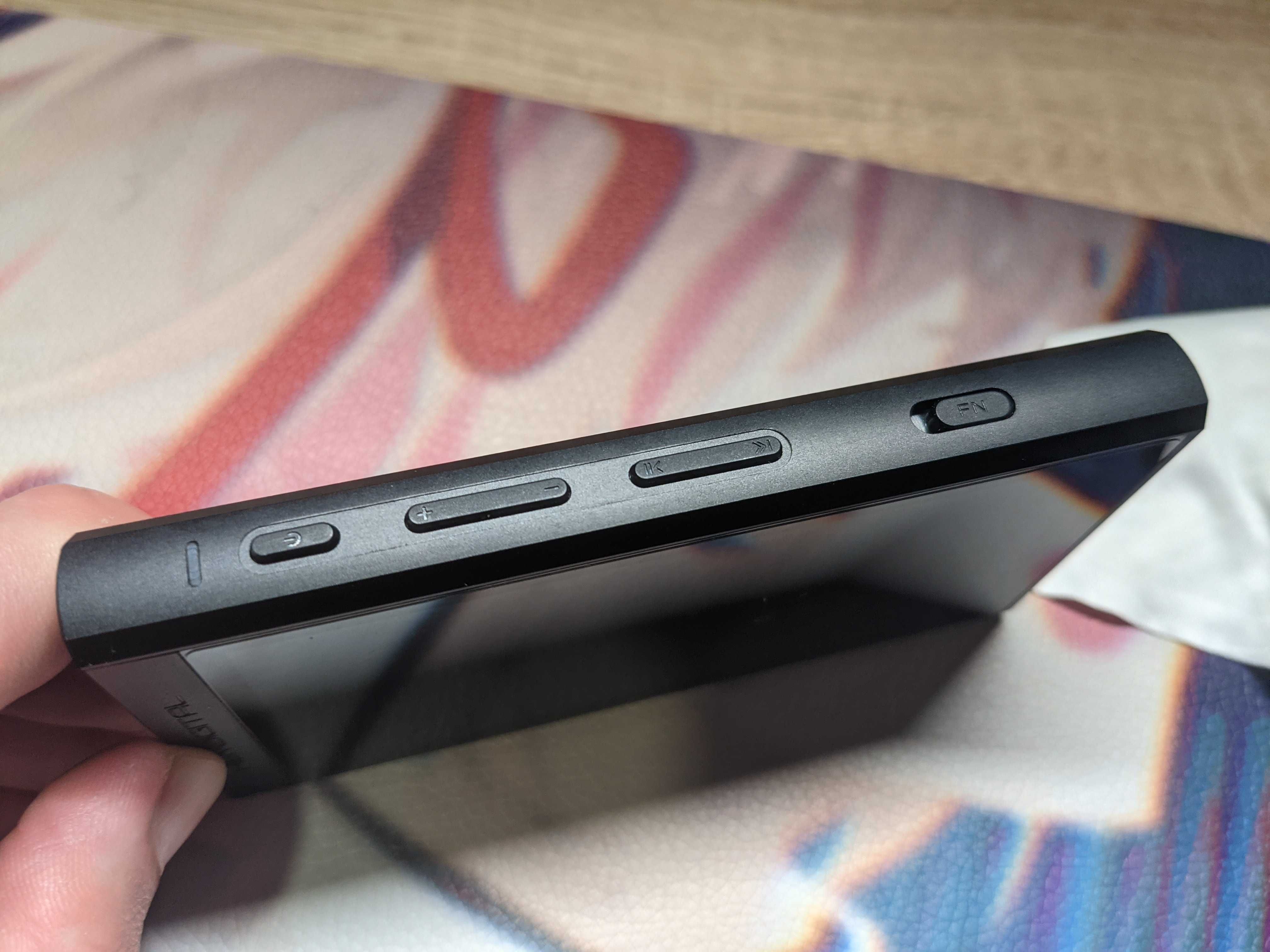 Hi-Fi плеєр Hiby M300 3/32gb Snapdragon 665 LDAC CS43131