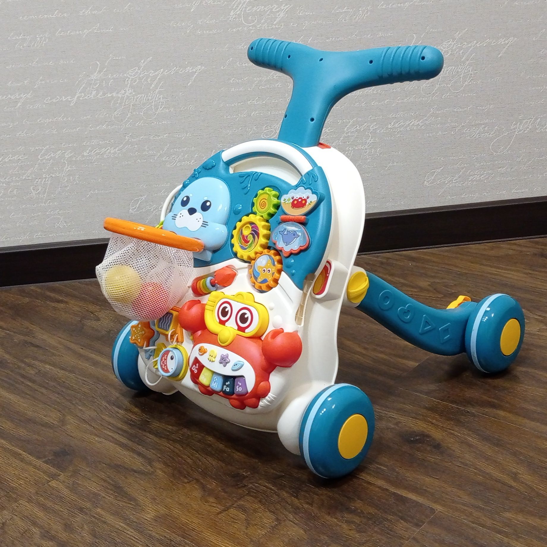 Ходунки-каталка игровой развивающий столик 2 в 1 Caretero Spark