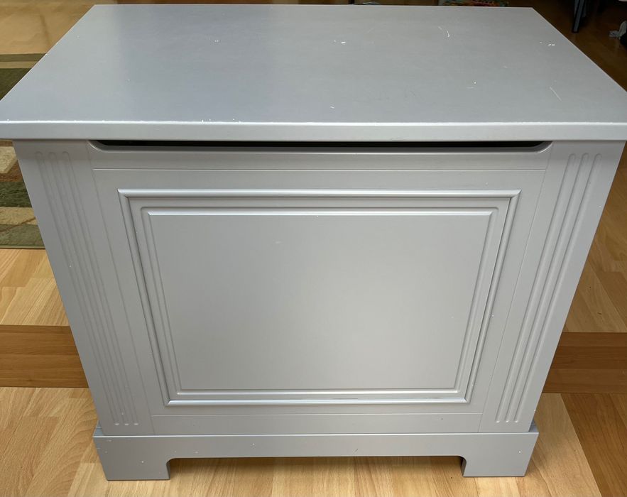 3 za 1:  Łóżeczko Bellamy Ines szare + materac Hevea + skrzynia