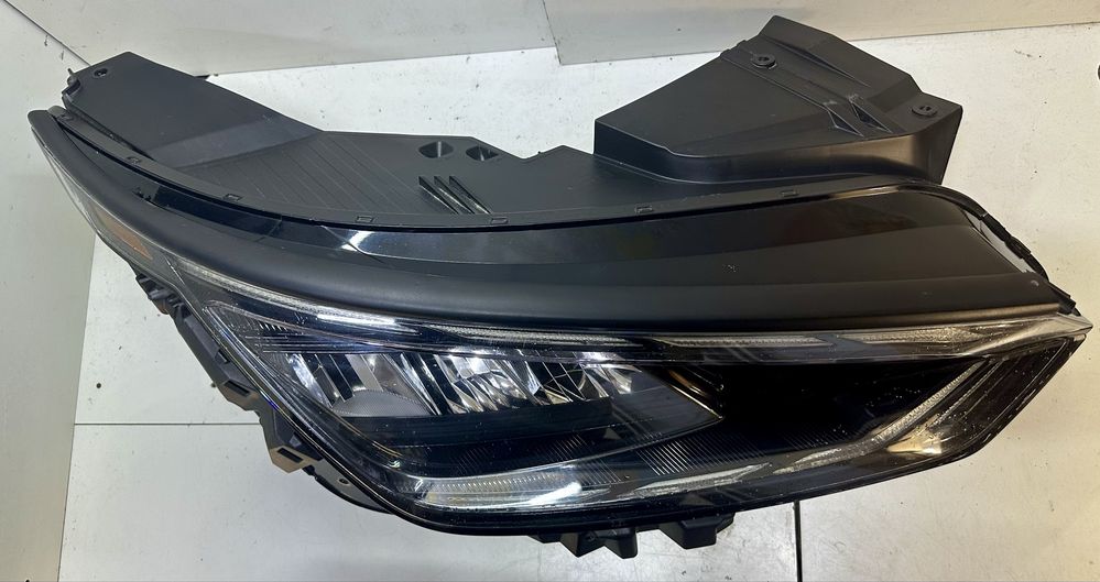 Фара правая Kia EV6 USA 2021 2022 2023 рік 92102CV020