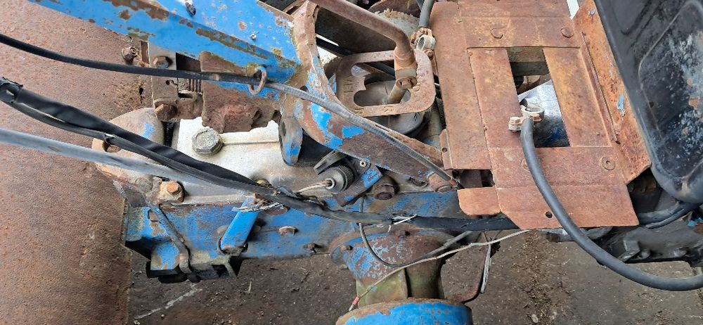 Valpadana VMC 14 para peças e motor lombardini